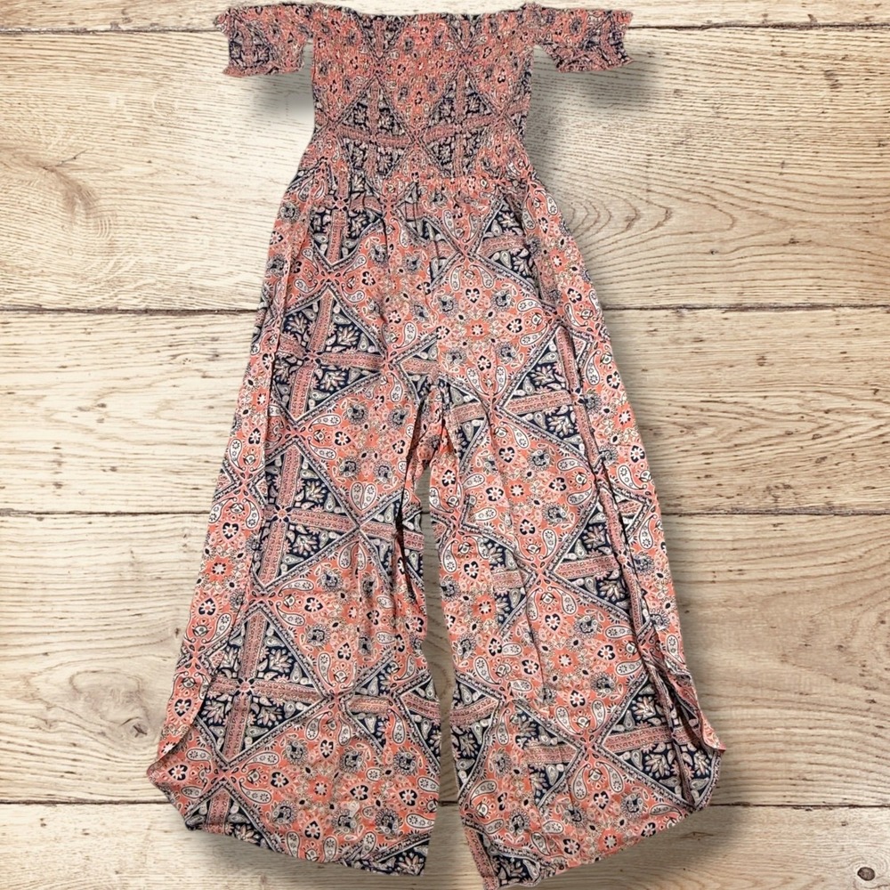 REBELLION‎ Off Shoulder Smocked Wide Leg Romper Jumpsuit Womens L Boho NWT - Picture 4 of 8